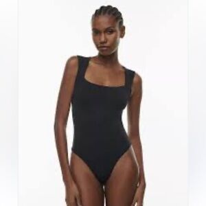 BNWT Aritzia ESTEEM Black Countour Bodysuit